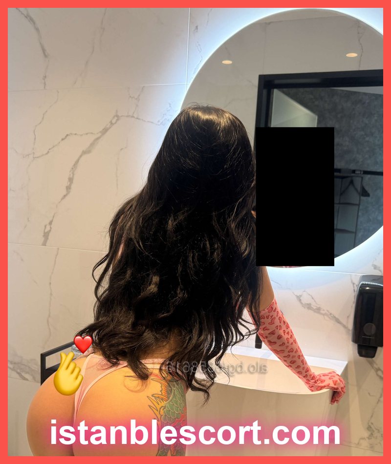 Dilara, 32 — Akşemsettin vitrin kartı